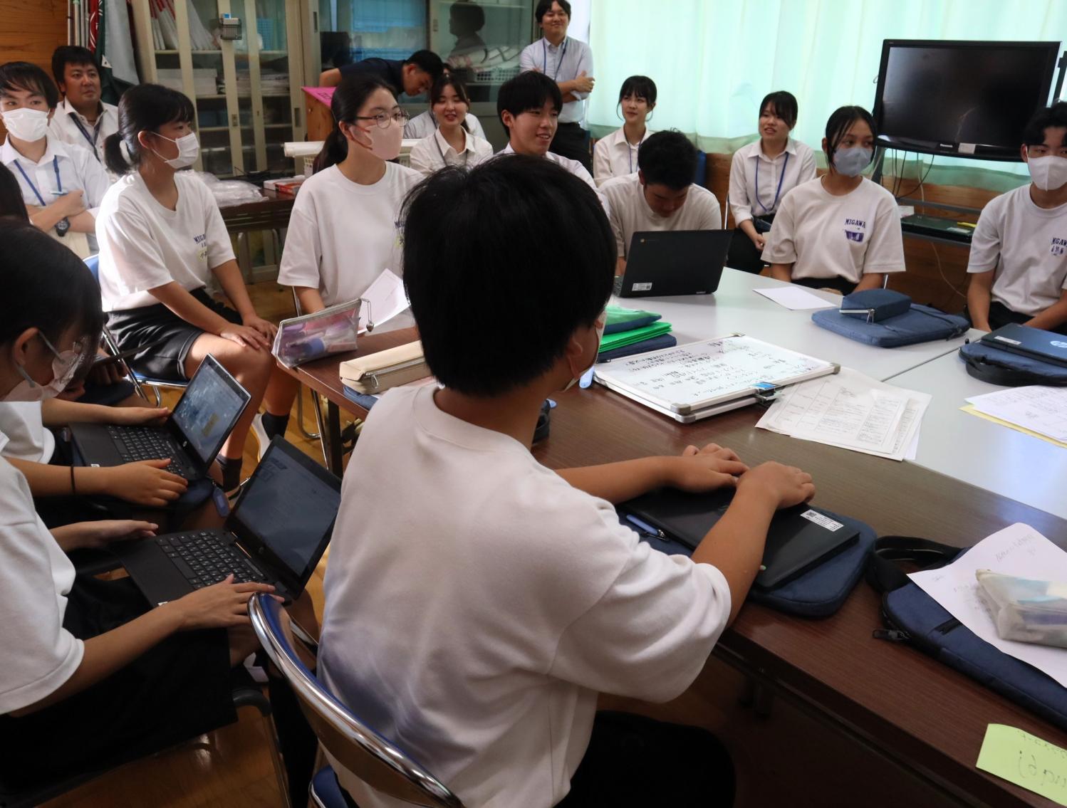 05 委員会のコラボ企画について話し合われました 05 委員会のコラボ企画について話し合われました