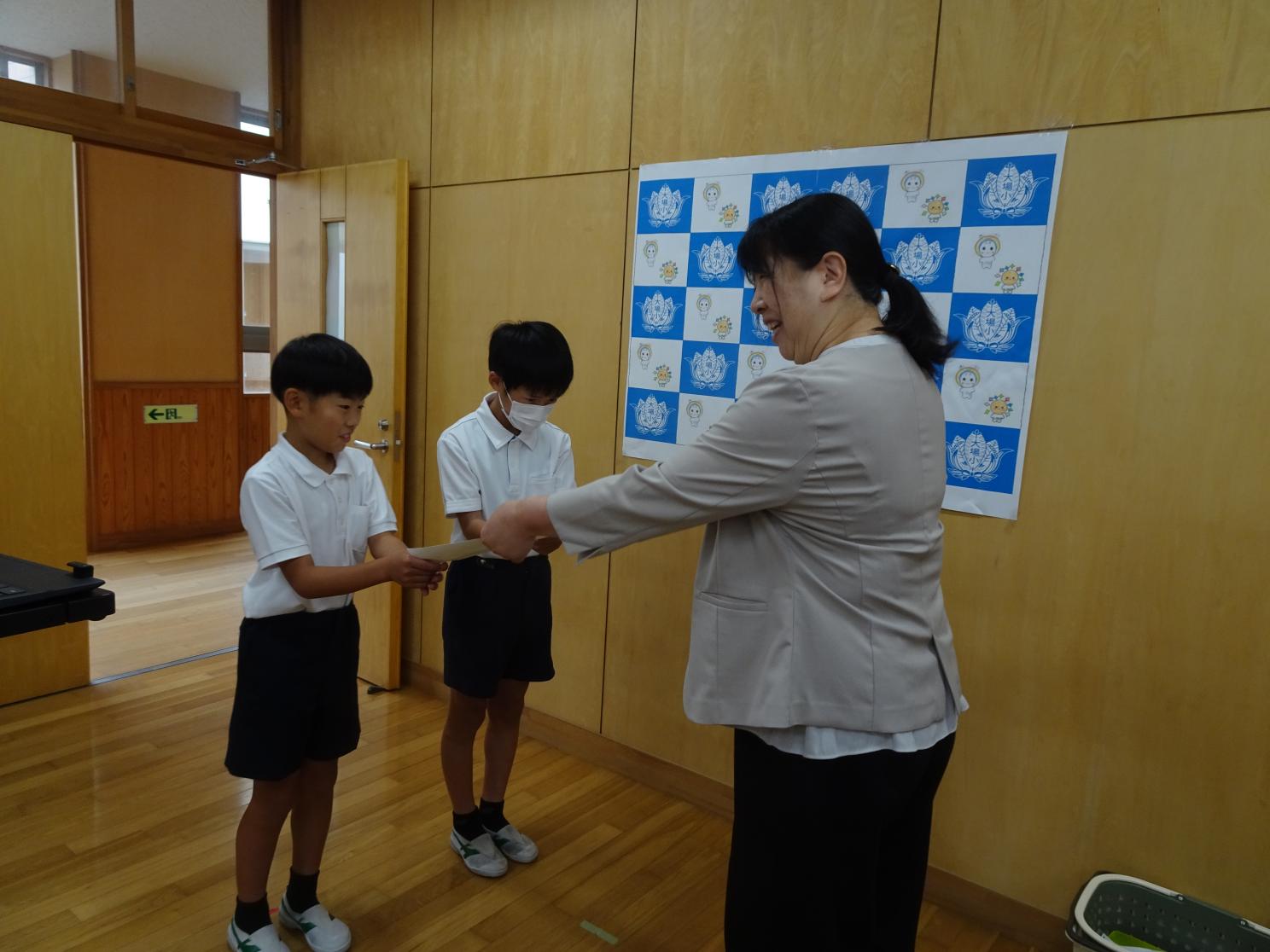 表彰4 表彰4