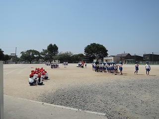 運動場1