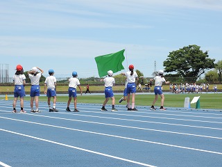 18運動会6年生フラッグ2