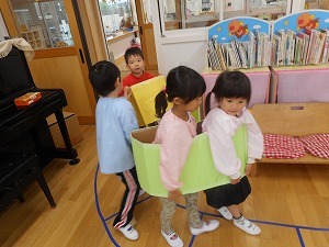 ひばり遊びの姿 (2)