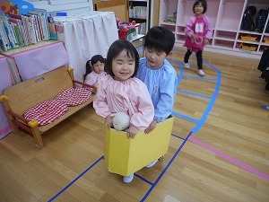 ひばり遊びの姿 (4)