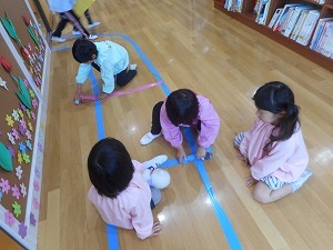 ひばり遊びの姿 (3)