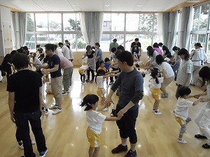 親子で遊ぼう (9) 親子で遊ぼう (9)