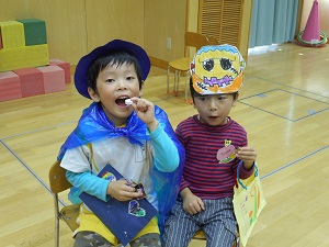 おやつおいしい! おやつおいしい!