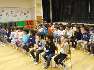 遊戯室真っ暗 遊戯室真っ暗
