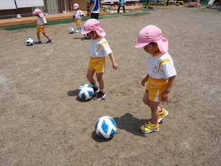 4F047F41-EEB5-4C81-8AC4-8A9965090733 4F047F41-EEB5-4C81-8AC4-8A9965090733