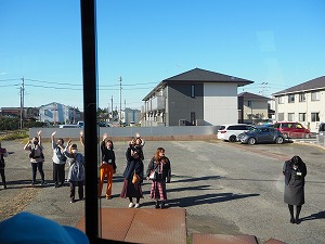 お見送り お見送り