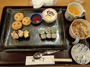 ランチ (2) ランチ (2)