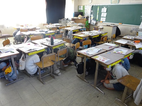 5年生英語の授業10:01完璧ですね