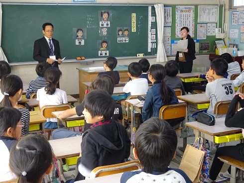 人権教室のようす 人権教室のようす