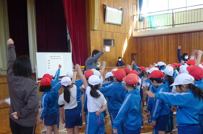 なわとび大会,がんばるぞー!おー! なわとび大会,がんばるぞー!おー!