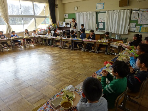 2年生お誕生日給食 2年生お誕生日給食