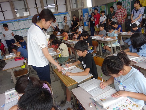 授業の様子 授業の様子