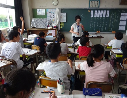 授業の様子 授業の様子