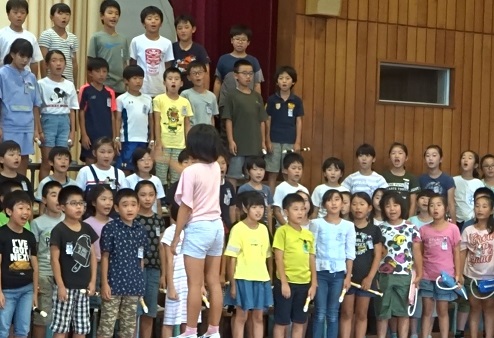 4年生合唱