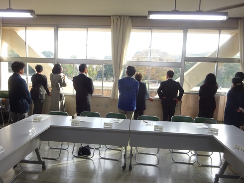 持久走大会練習の様子を参観 持久走大会練習の様子を参観