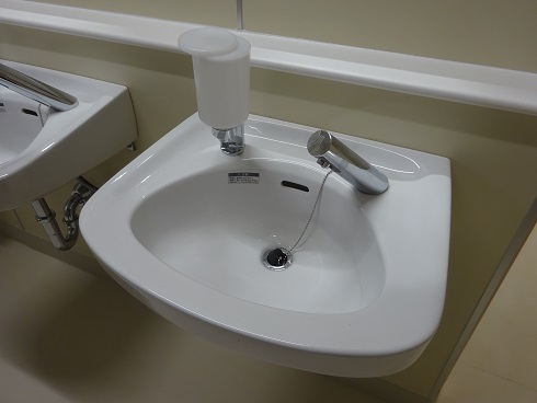 水道は自動です