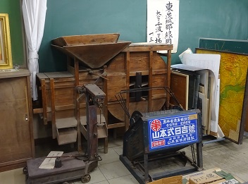社会科資料室の様子