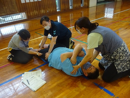 実技研修の様子