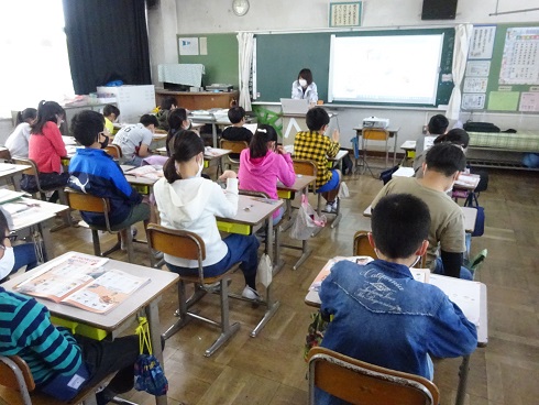 授業の様子 授業の様子