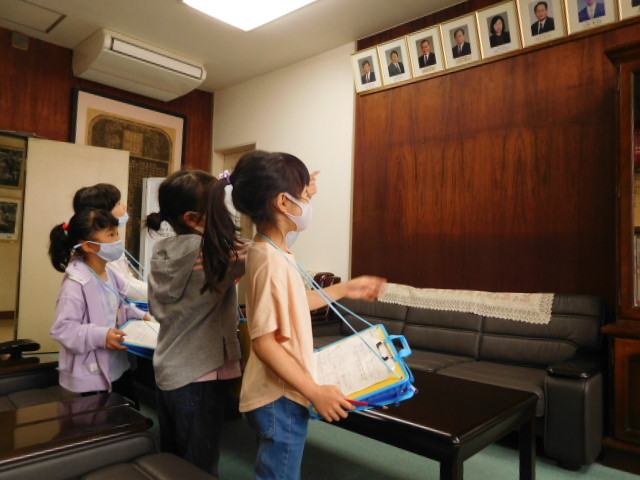 1年生学校たんけん(2) 1年生学校たんけん(2)