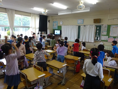1年生を迎える会 (3)
