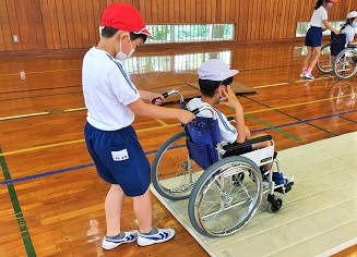車椅子体験 車椅子体験