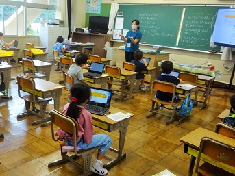 1年生の教室で