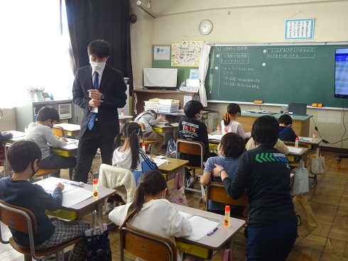 三角形はどれかな？