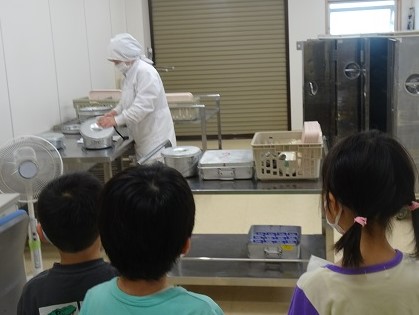 生活科 (2) 生活科 (2)