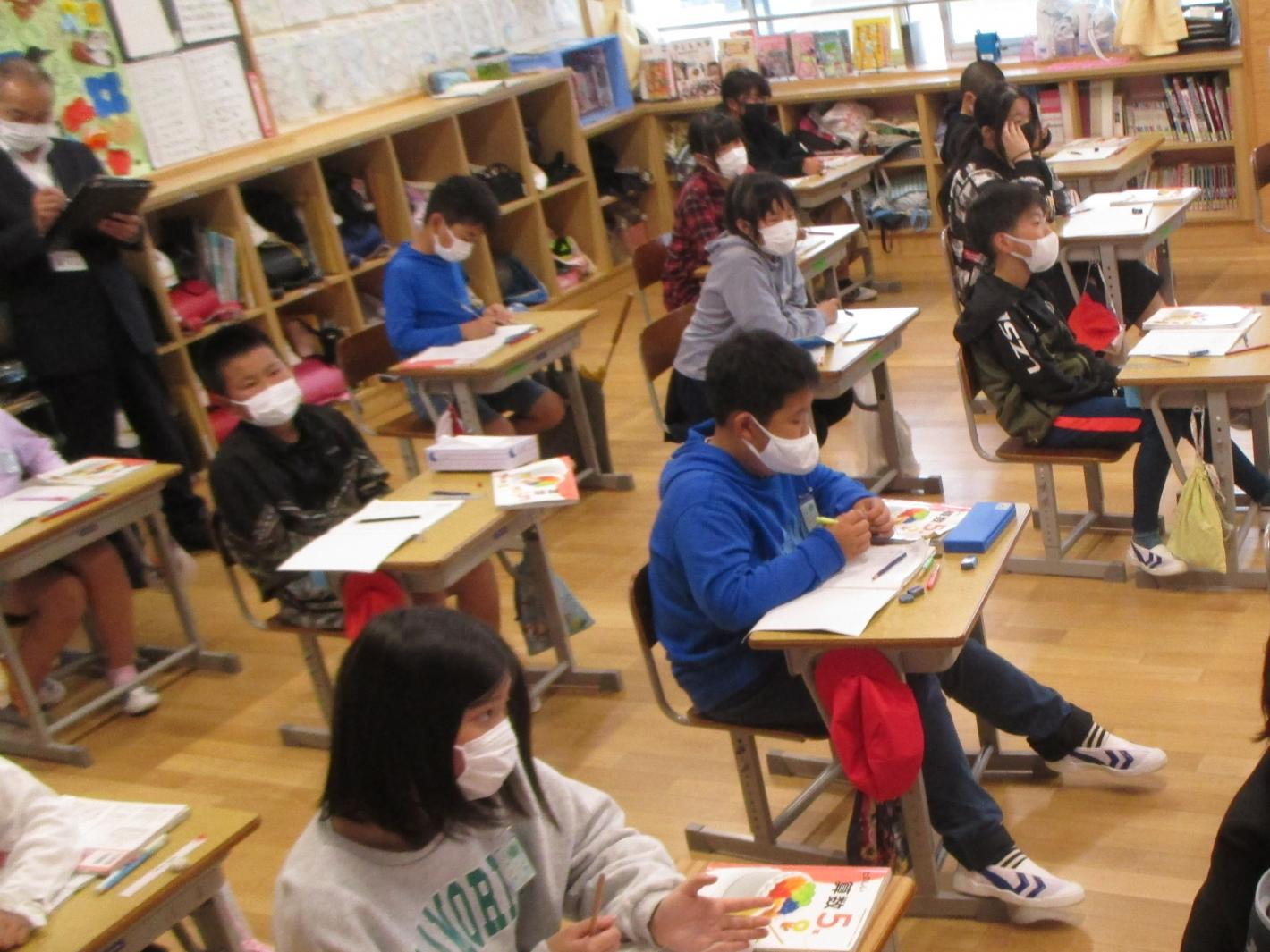 訪問 (1) 訪問 (1)