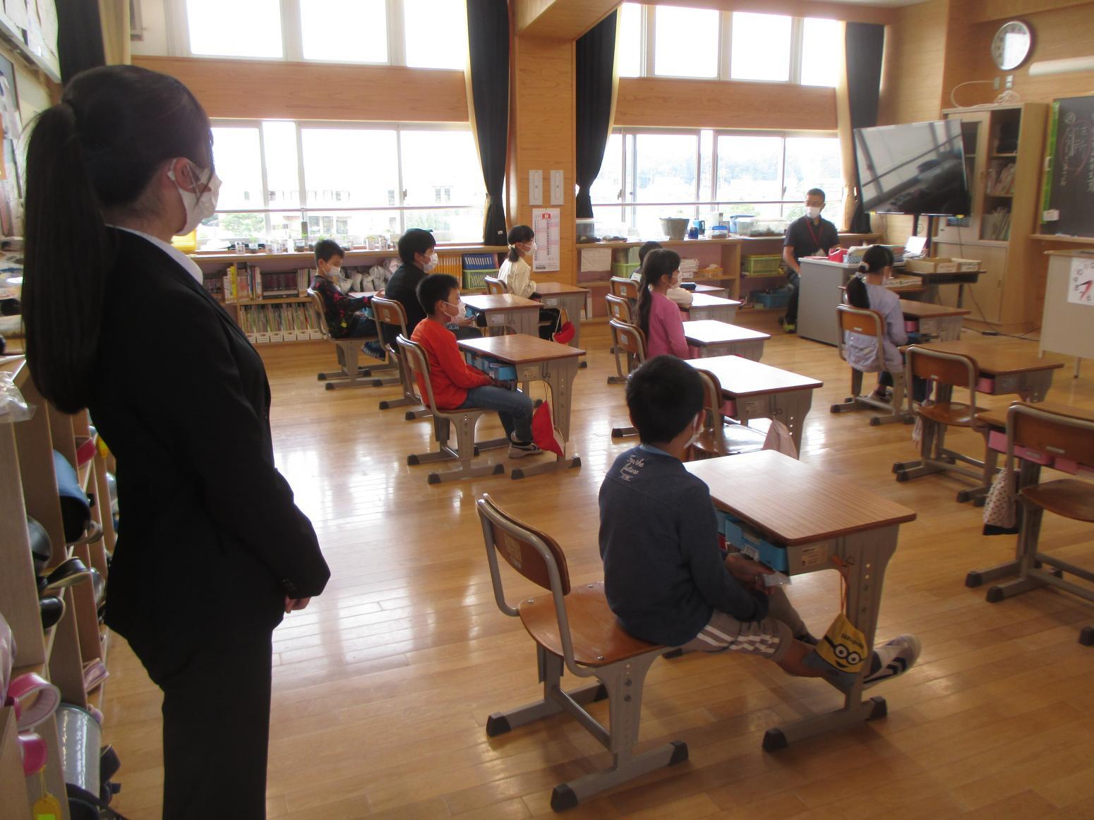 養教実習 (3) 養教実習 (3)