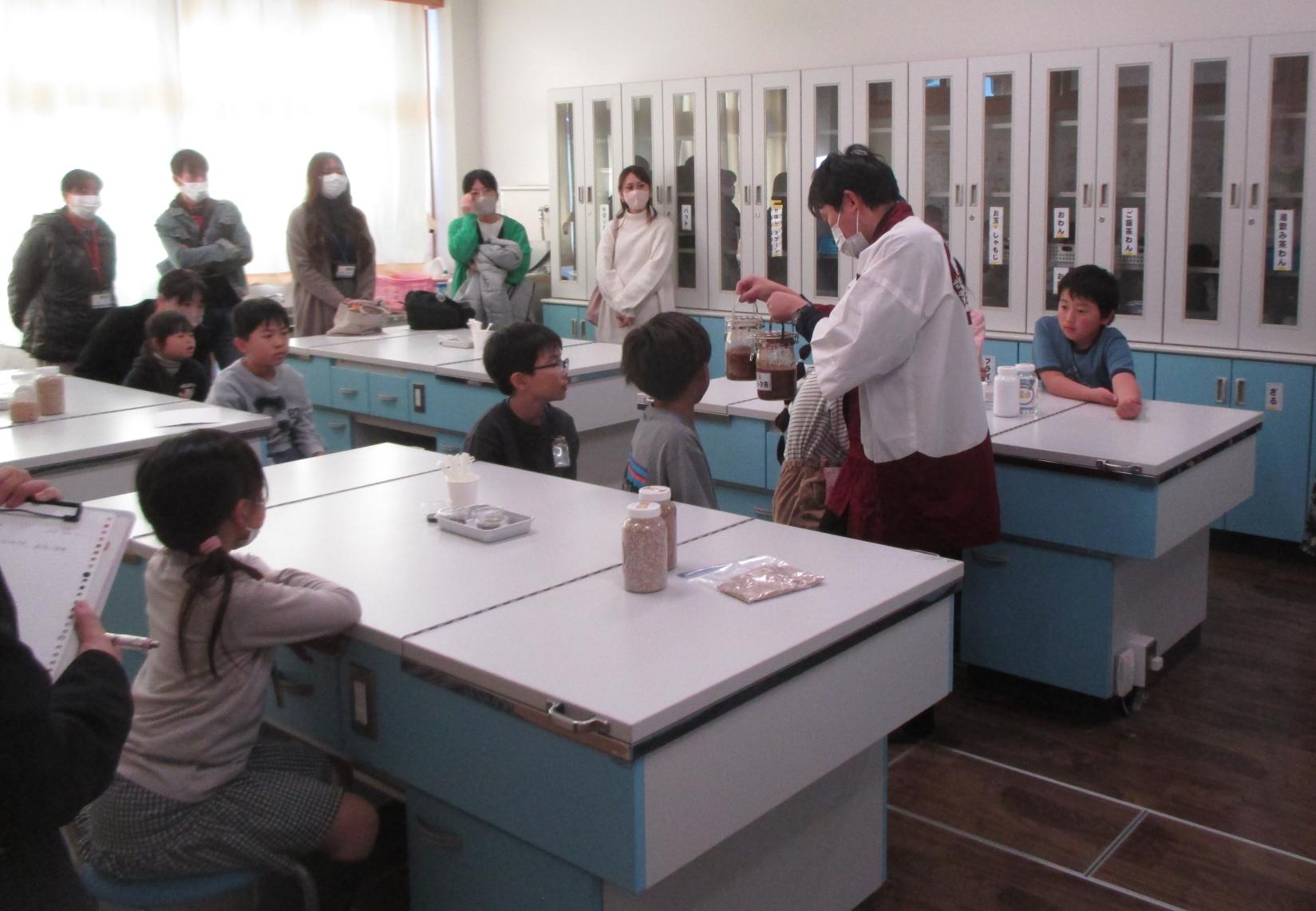 3年 3年