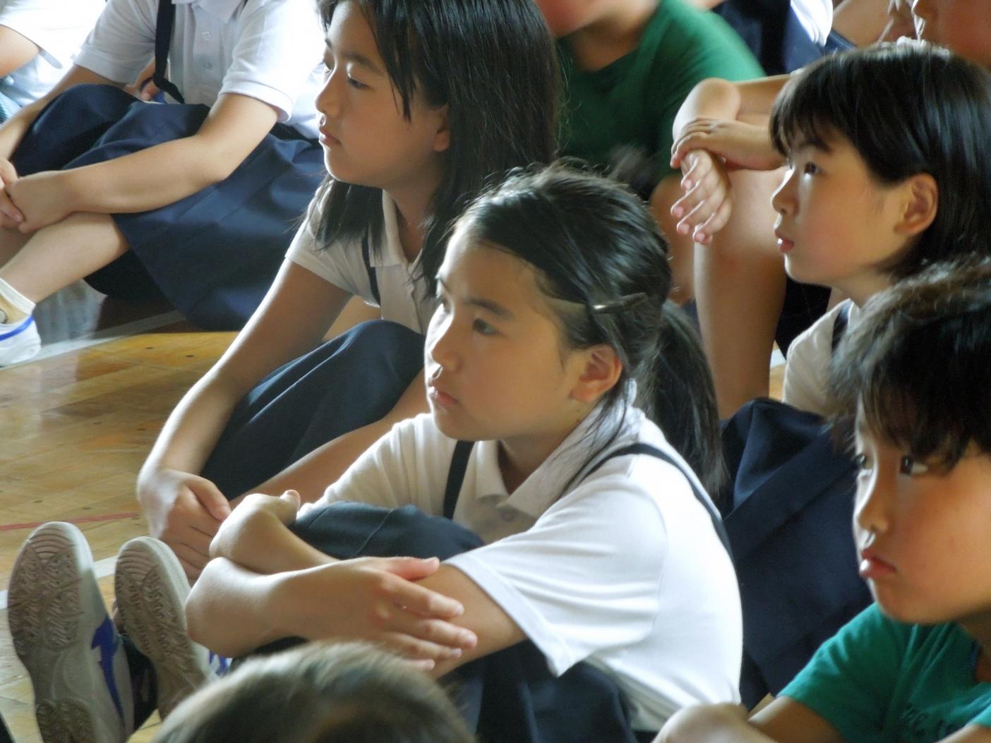 全校朝会 (5) 全校朝会 (5)