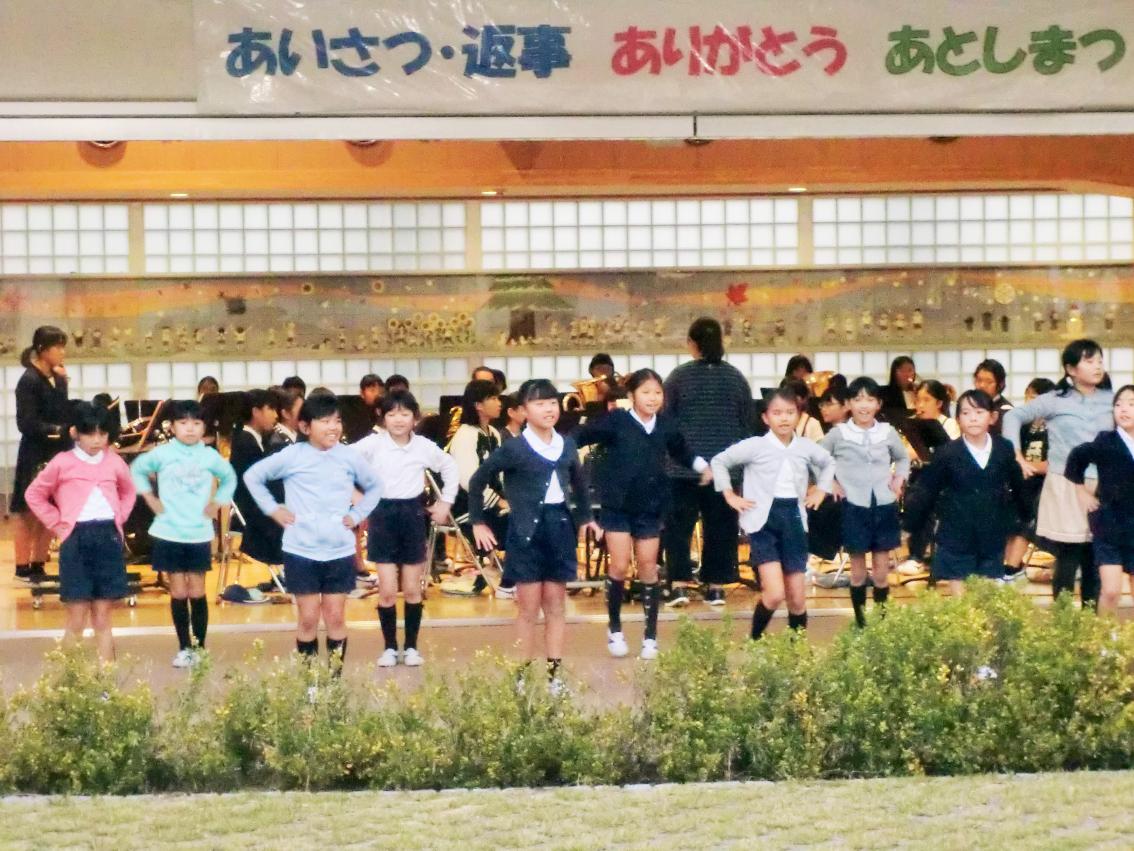 ダンス隊1 ダンス隊1