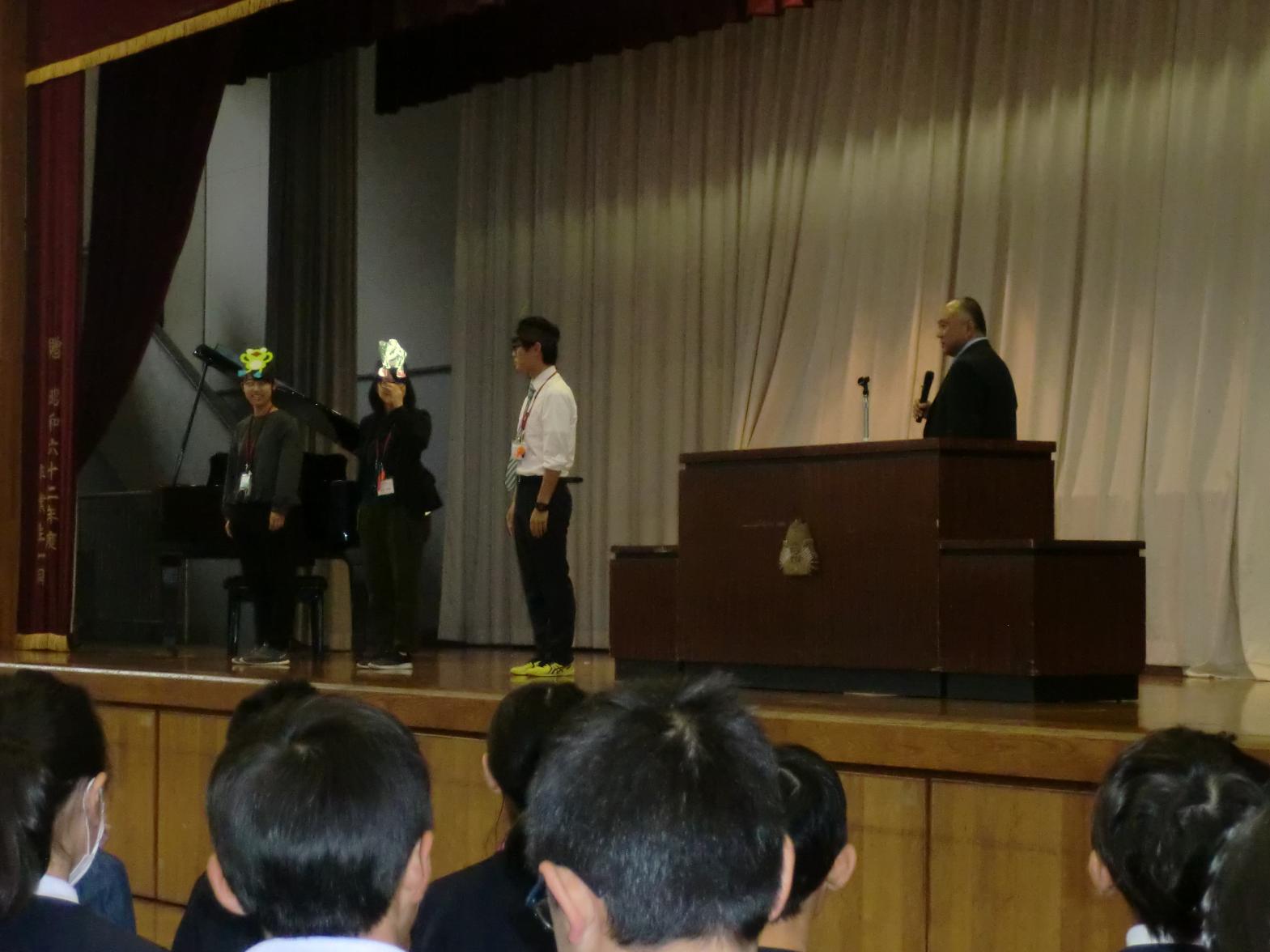 全校朝会1 全校朝会1