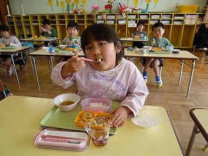 給食 給食
