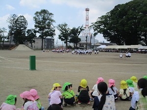 小学校へ 