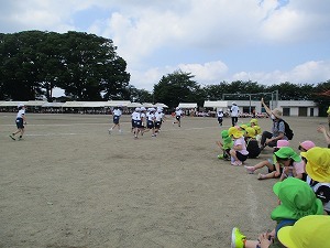 小学校へ 小学校へ