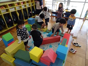 元気に (3) 元気に (3)