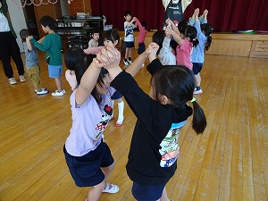 元気に (10) 元気に (10)
