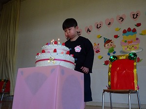 4月誕生会 (2)