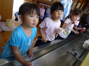 歯磨き (9) 歯磨き (9)