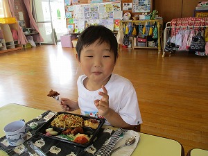 誕生会 (21) 誕生会 (21)