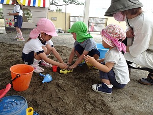 未就園児 (3) 未就園児 (3)