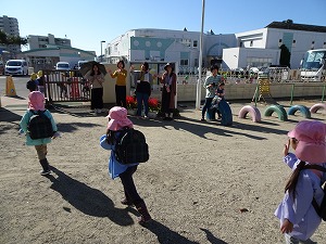 秋の遠足 (1)
