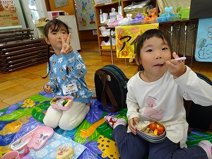 園外保育 (41) 園外保育 (41)