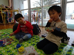園外保育 (43) 園外保育 (43)