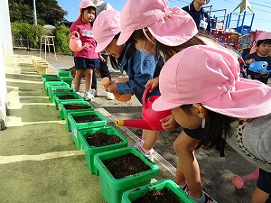 中学生 (5) 中学生 (5)